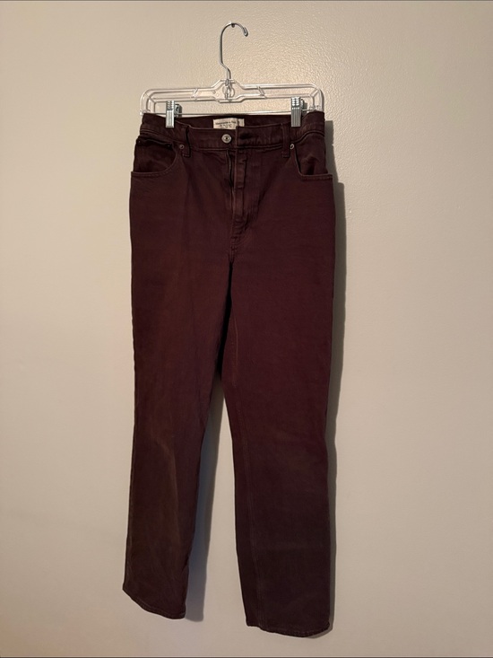 Abercrombie & Fitch Denim - Abercrombie & Fitch The 90s Straight Ultra High Rise in Brown